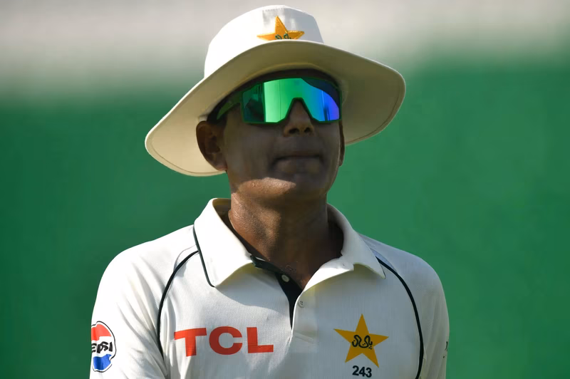 Ramiz Raja Roasts Noman Ali’s ‘Welding Glasses’ During PAK vs SA Test – Fans Fume!