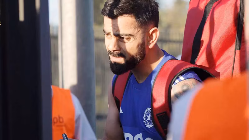 Australia fans mock Virat Kohli, star batter's fierce stare silences them
