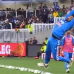 IND vs AUS: Siraj turns superhero on boundary ropes - Watch