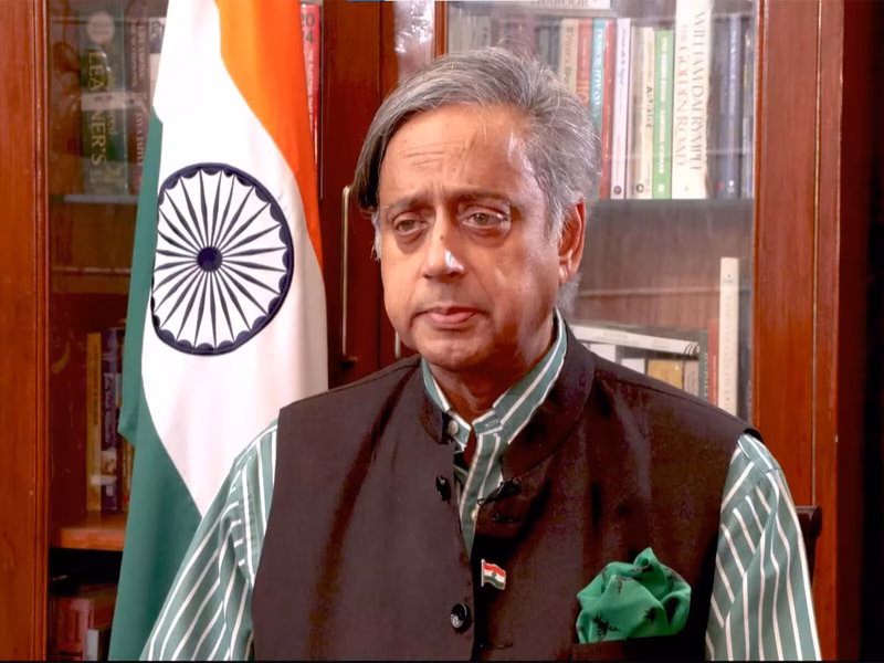 Shashi Tharoor hits out at India selectors by using an Australian as example