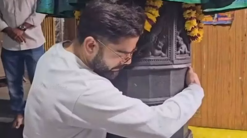 Watch: Kohli offers prayers at Simhachalam Temple after IND vs SA ODIs