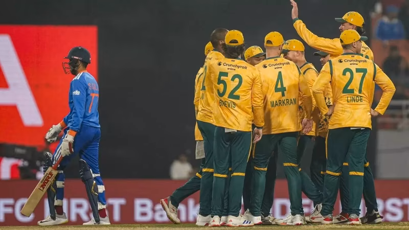 Gill's poor form under scrutiny; ex-cricketer asks Samson to 'be ready'