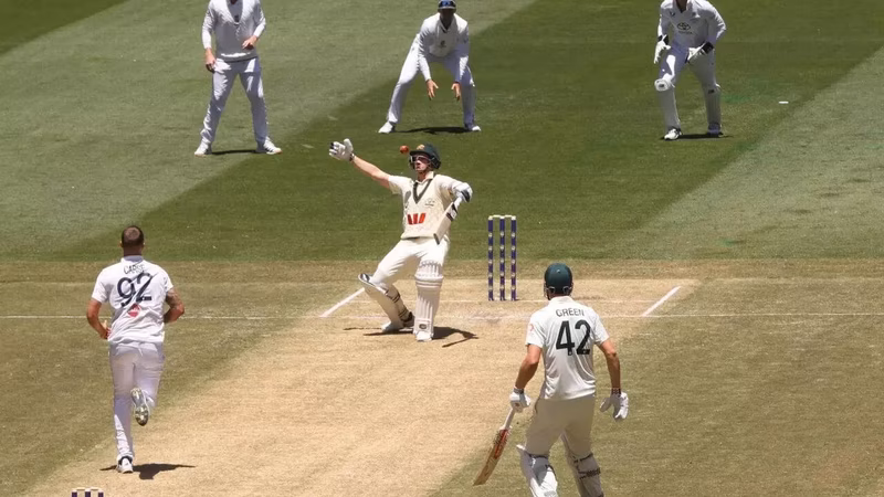 'Ball was just sitting in grass': Smith explains why no batter could settle on MCG deck