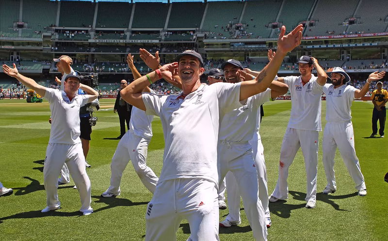 The winter England conquered Oz— Strauss, Cook and Ashes of 2010–11